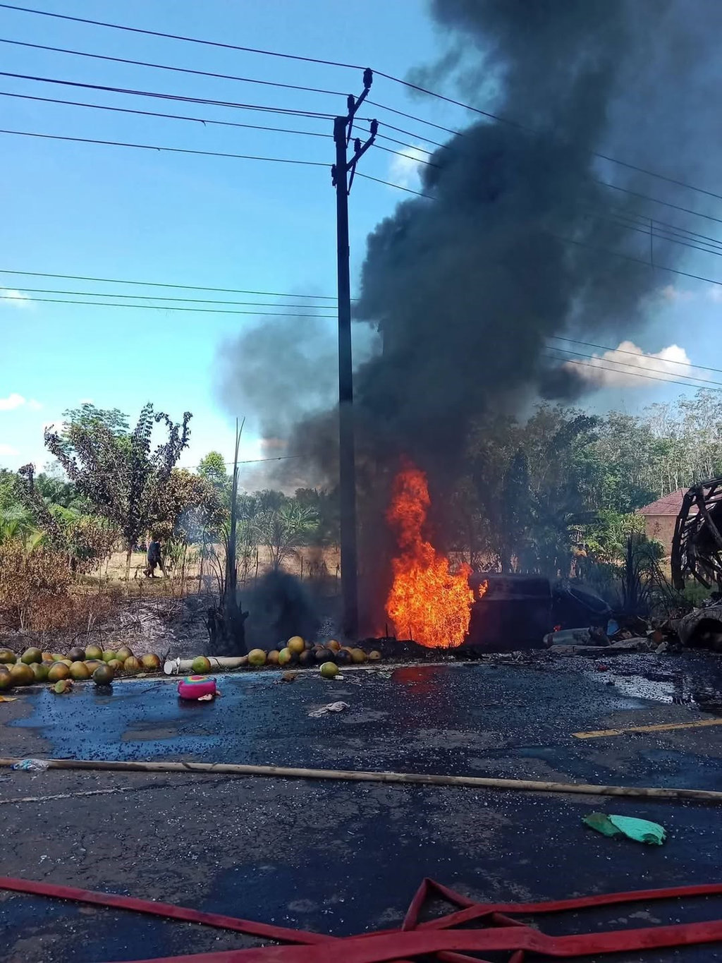 Cerita Pasutri Lolos dari Maut saat Bus ALS Terbakar di Muratara