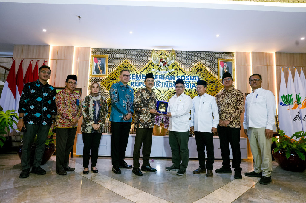 Kemensos-Baznas Bangun Kampung Nelayan & Renovasi Rumah Siswa SR