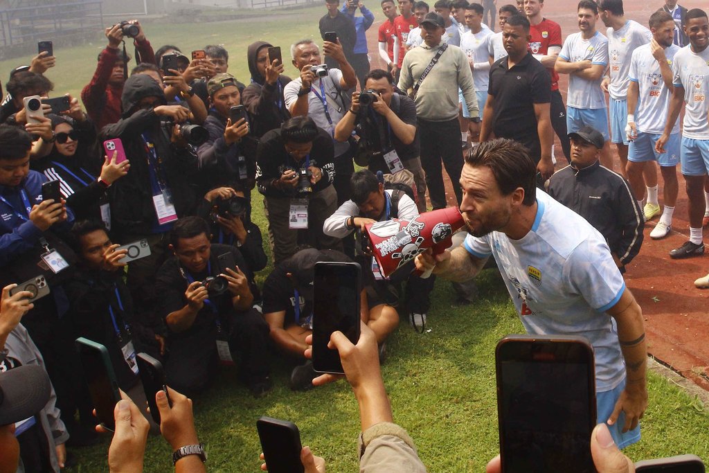Marc Klok soal Persija vs Persib di Samarinda: Lucu dan Gila