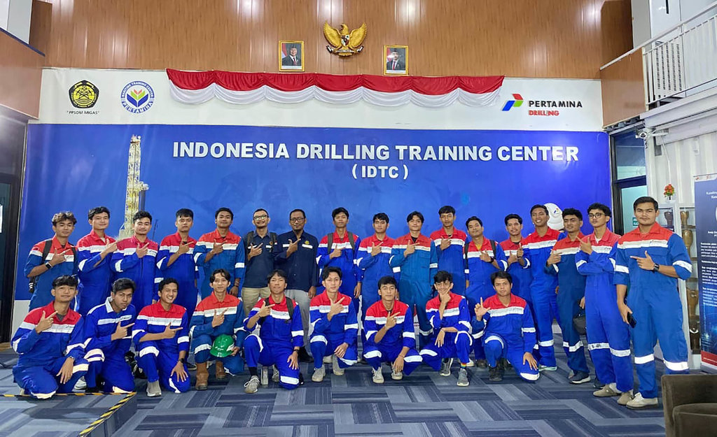 Vokasi PHR Bawa Dua Pemuda Riau Tembus Industri Migas