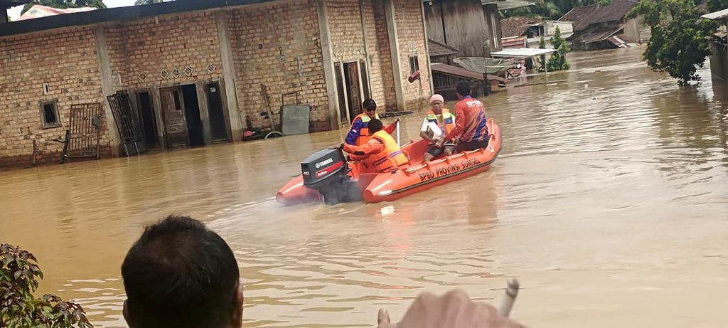 Banjir Rendam 2 Kecamatan di Muratara Sumsel, 1 Balita Meninggal