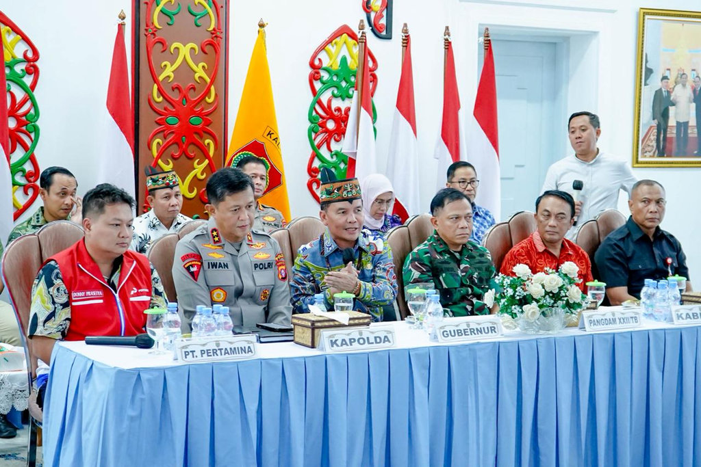 Gubernur Kalteng, Forkopimda, & Pertamina Bahas Antrean di SPBU
