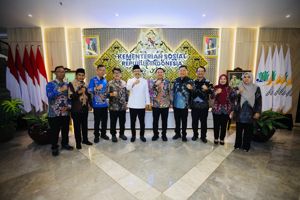 Gus Ipul Minta 2 Bupati Lampung Kawal Pembaruan Data & Graduasi