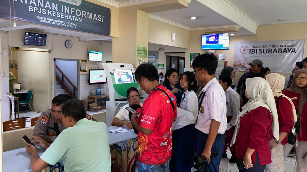 Ratusan Siswa di Surabaya Keracunan MBG
