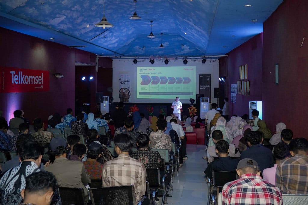 Header Telkomsel 5
