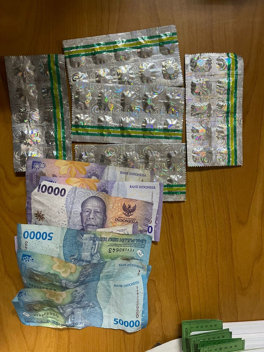 Tersangka Pengeraran Obat Keras