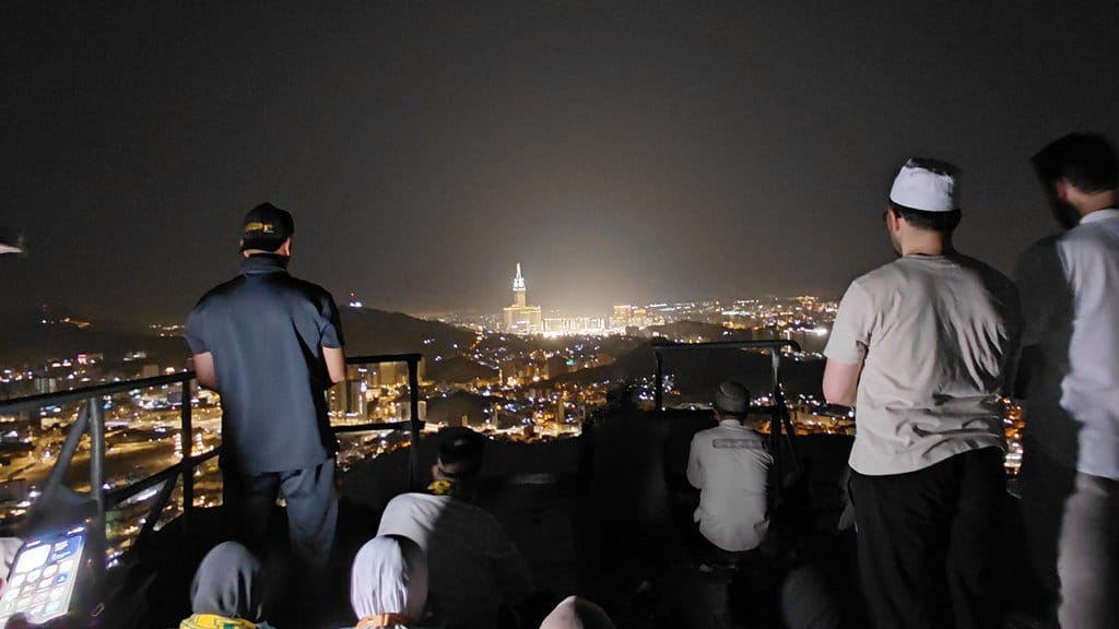 Gua Hira di Jabal Nur