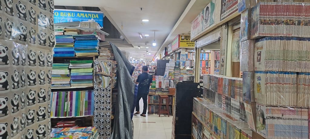 Lapak Buku Rubanah