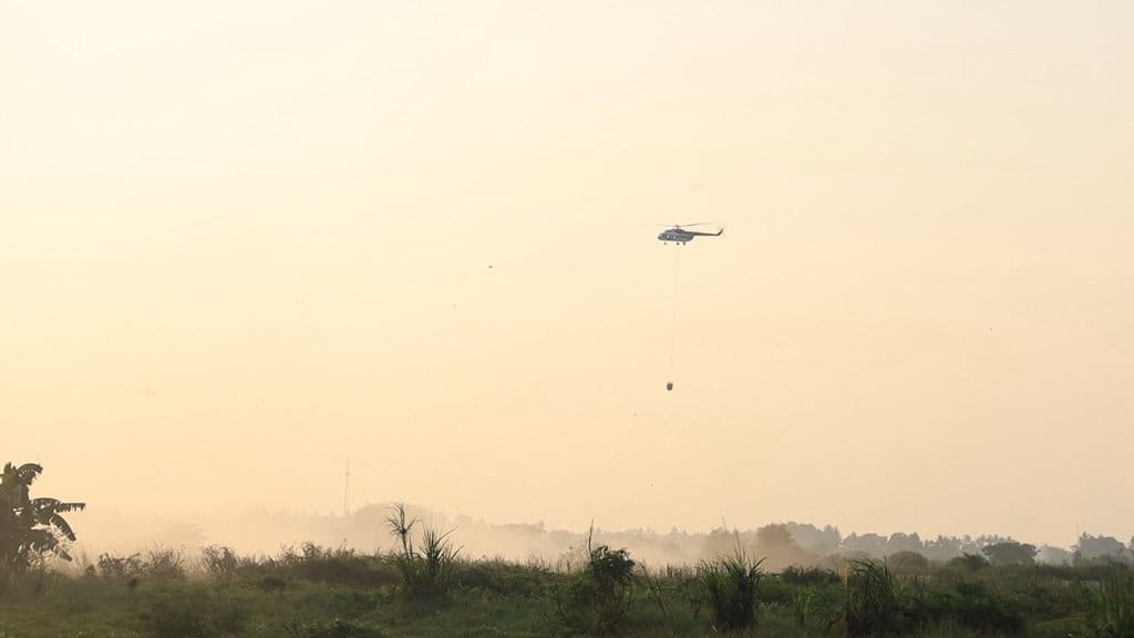 kebakaran TPA Jatiwaringin