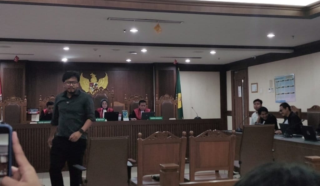 Berita Terkini: Ferry Irwandi, Piala Presiden, dan Hilangnya Nadira