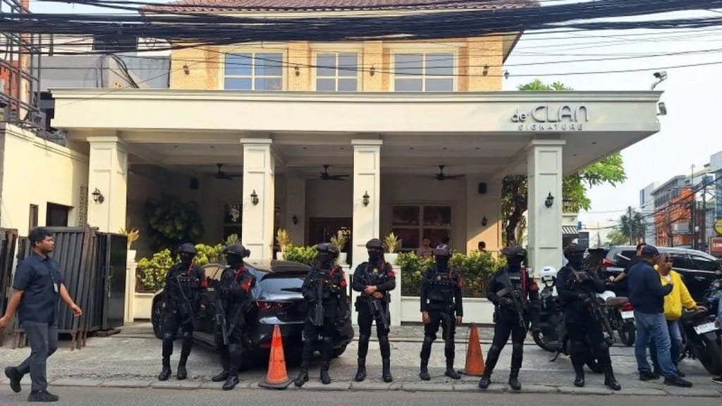 Dari Korupsi Batu Bara hingga Piala AFF 2026