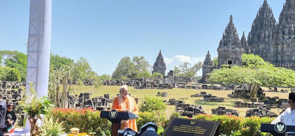 Prabowo dan Narendra Modi restorasi Candi Prambanan