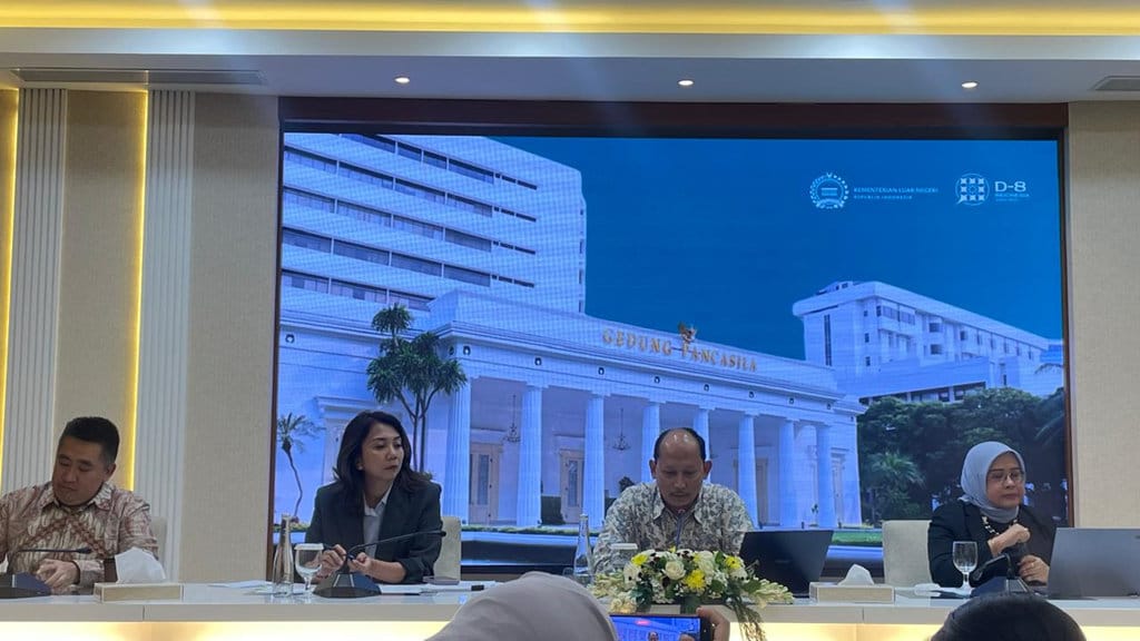 Ragam Berita Terkini: Penahanan WNI, Energi, Kecelakaan, dan Program MBG