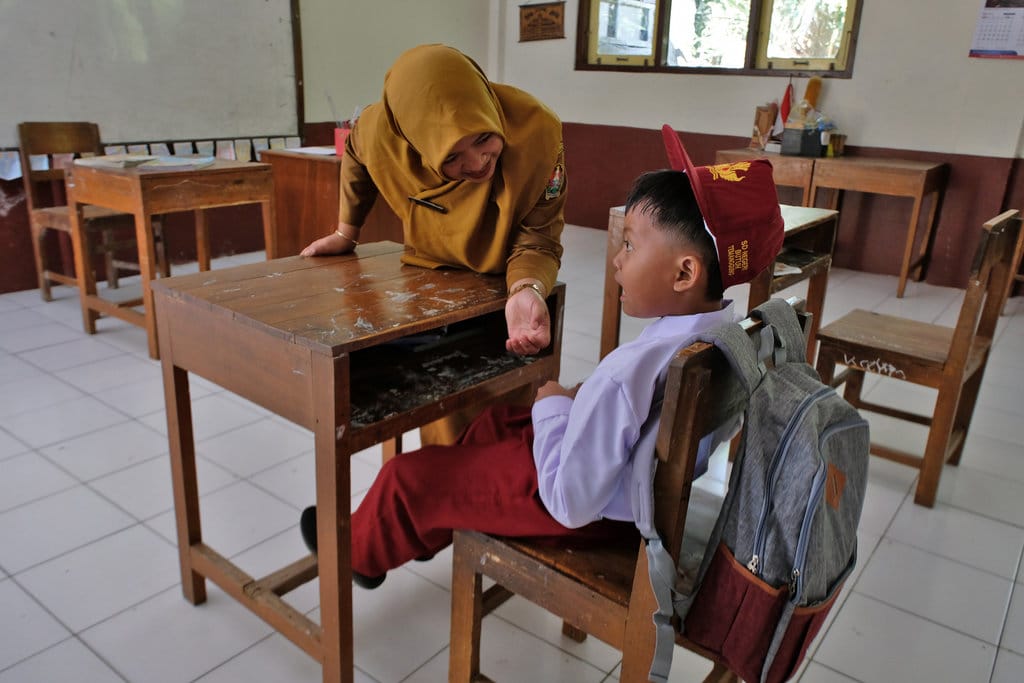 Sekolah dasar hanya menerima dua murid baru