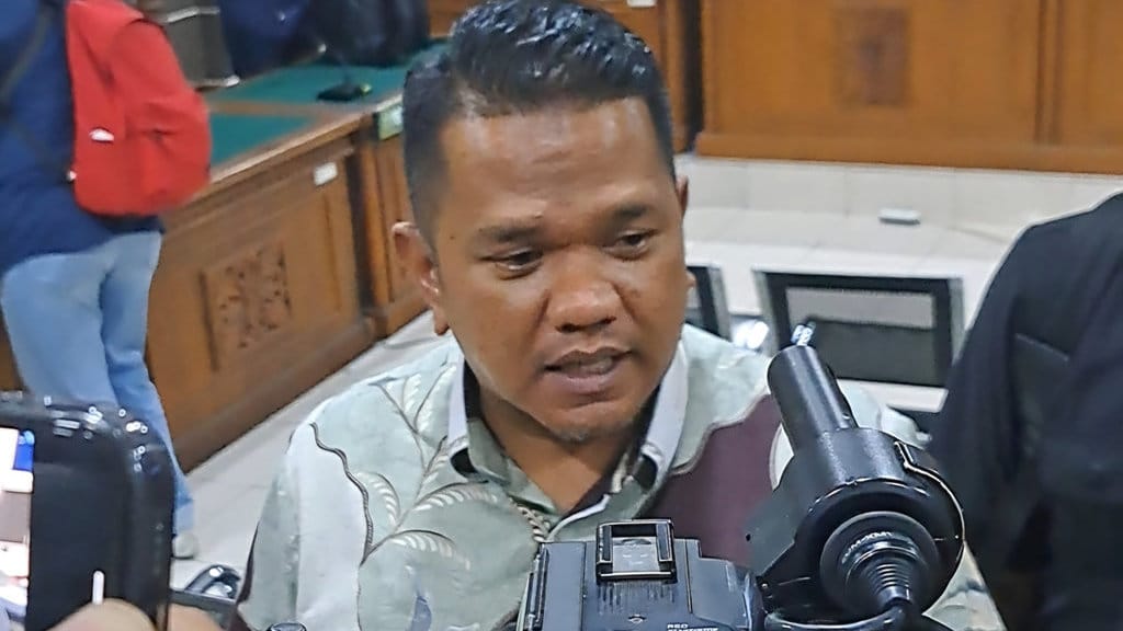 Sidang Perdana Fadia Arafiq