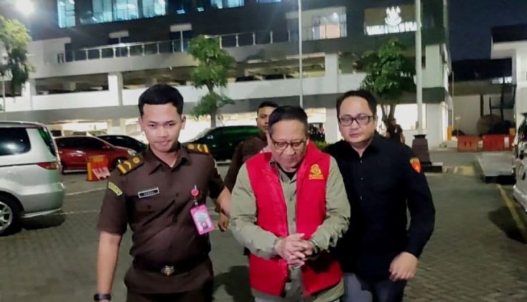 eks dirut kebun binatang surabaya
