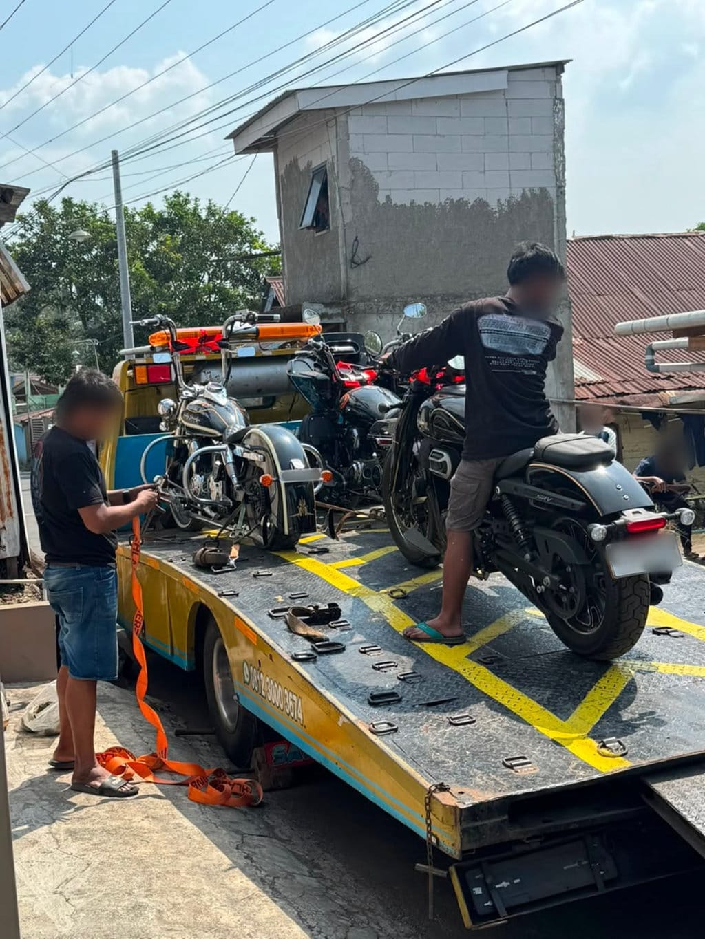 KPK Sita Emas dan 4 Motor Moge dalam Penggeledahan Kasus Pemalang