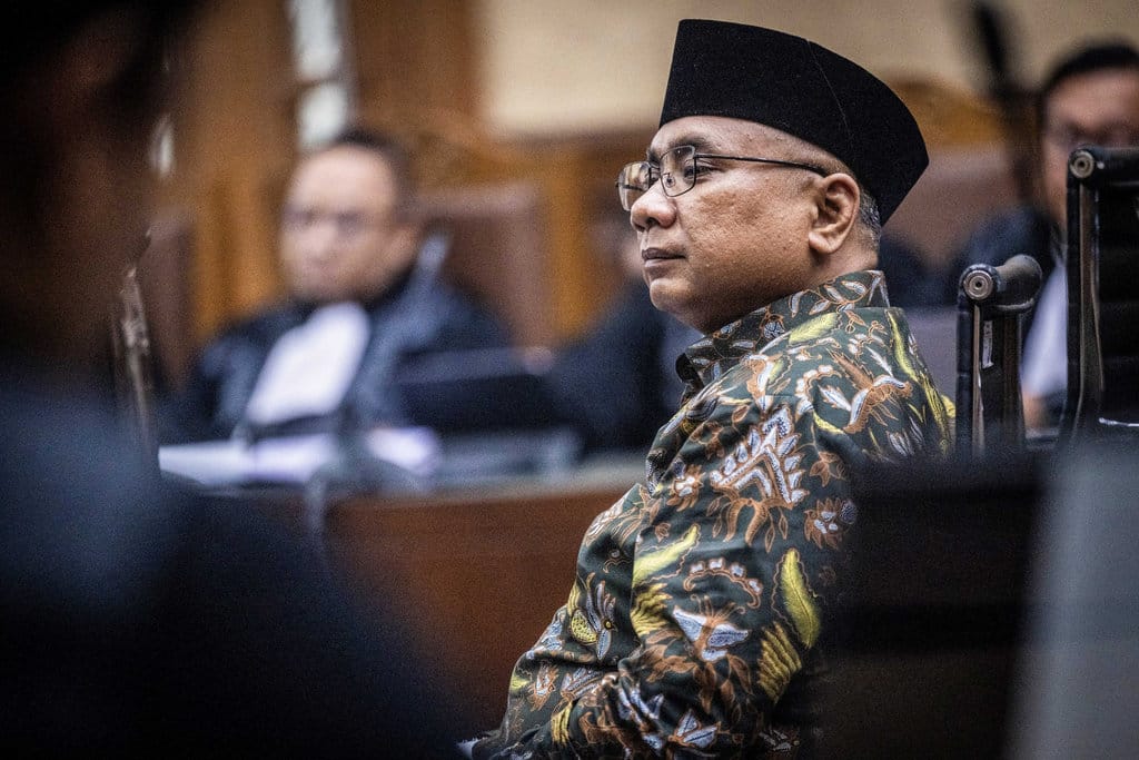 Yaqut Cholil didakwa rugikan negara ratusan miliar