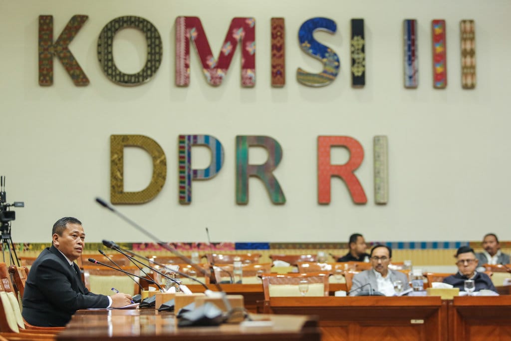 [BENAR] Komisi III DPR Setujui 14 Calon Hakim Agung dan Ad Hoc MA