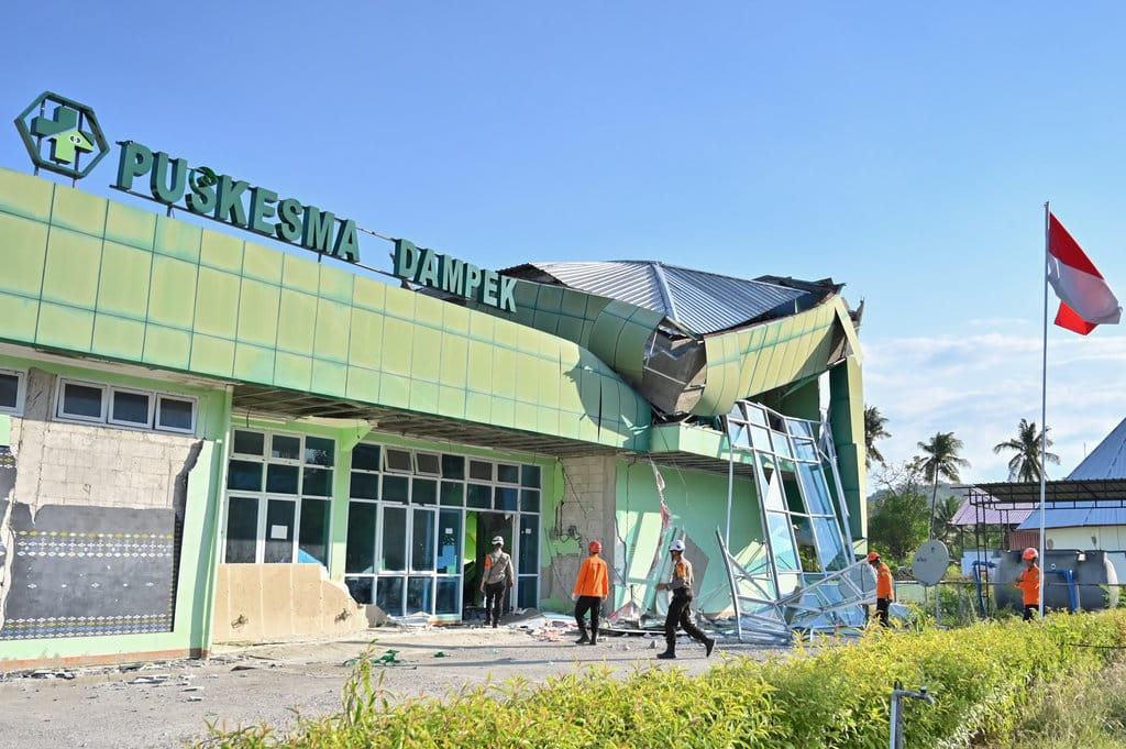 Penyisiran lokasi terdampak gempa
