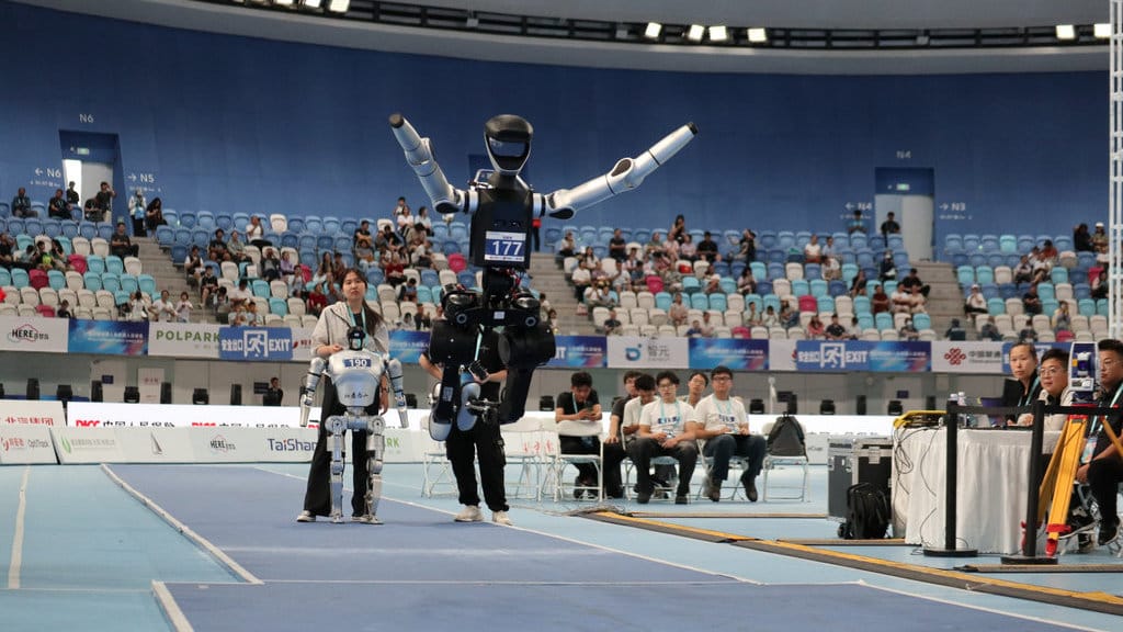 Hari terakhir kompetisi robot humanoid di Beijing 
