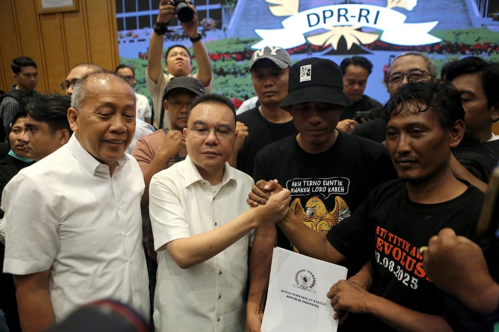 Pimpinan DPR menerima audiensi AMPB