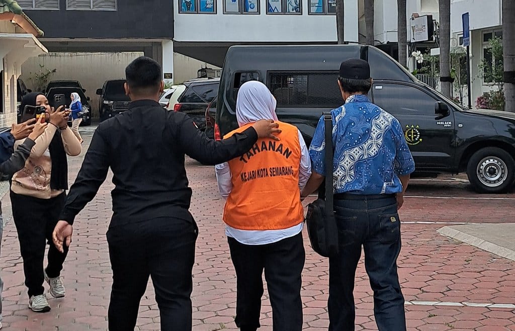 Penahanan Dosen Semarang dalam Skandal Tari Gubernur Jateng