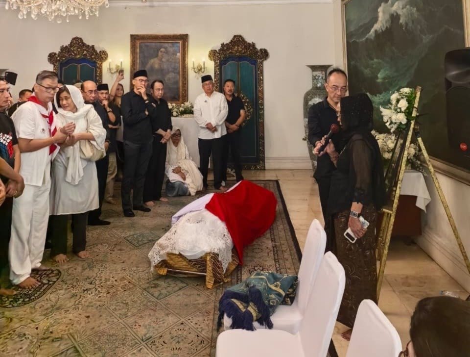 Kafan Guruh Soekarnoputra dan Makna Simbolisnya