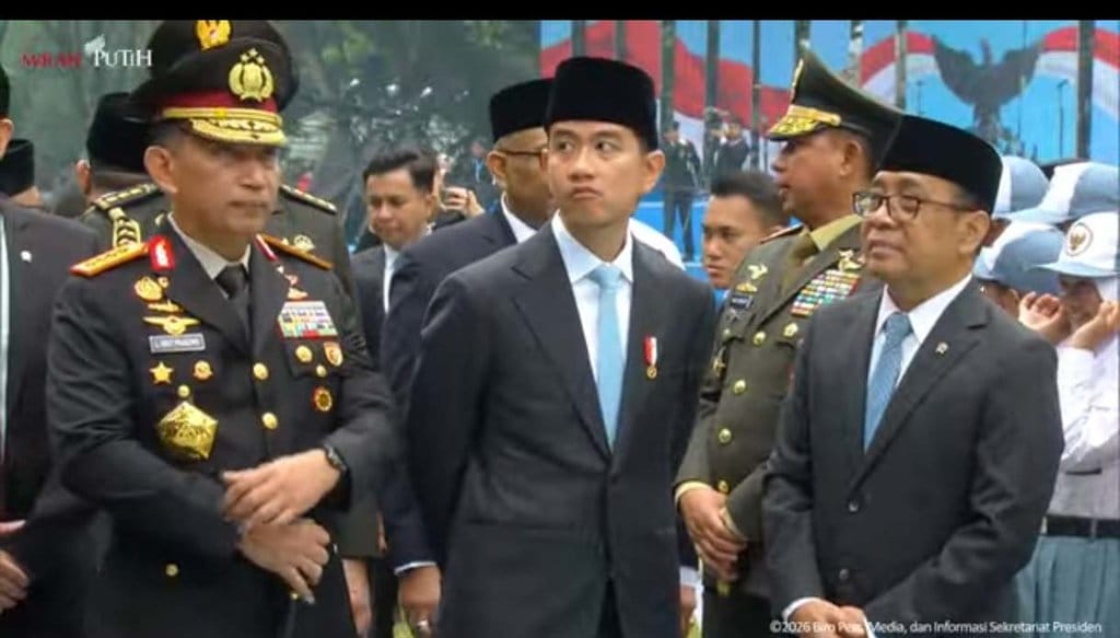 Saat DPR Mempercepat Persetujuan Kapoli, ListyoPMG Tetap di Sisi Prabowo