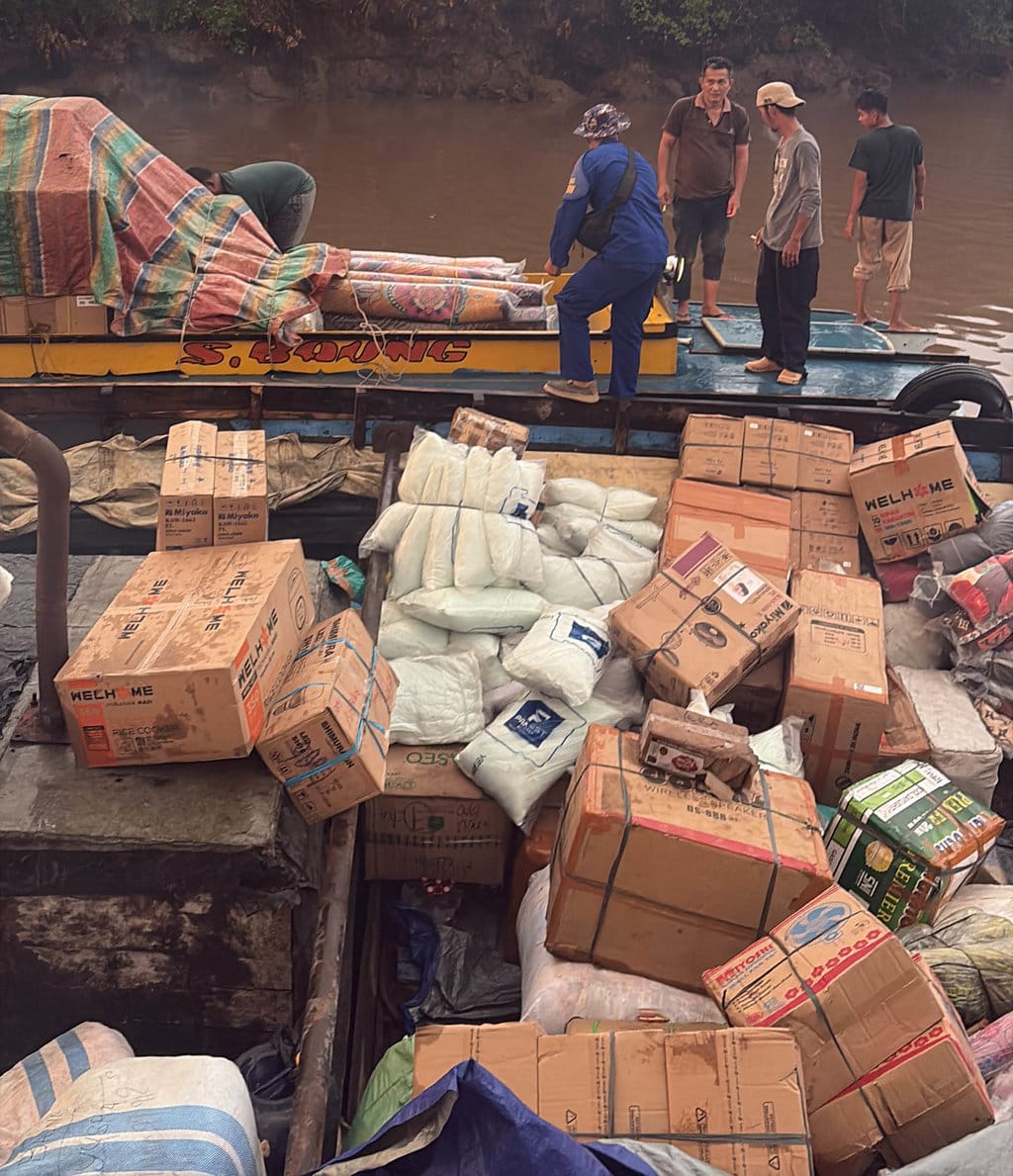 Kapal Muatan Sembako Tenggelam di Banyuasin