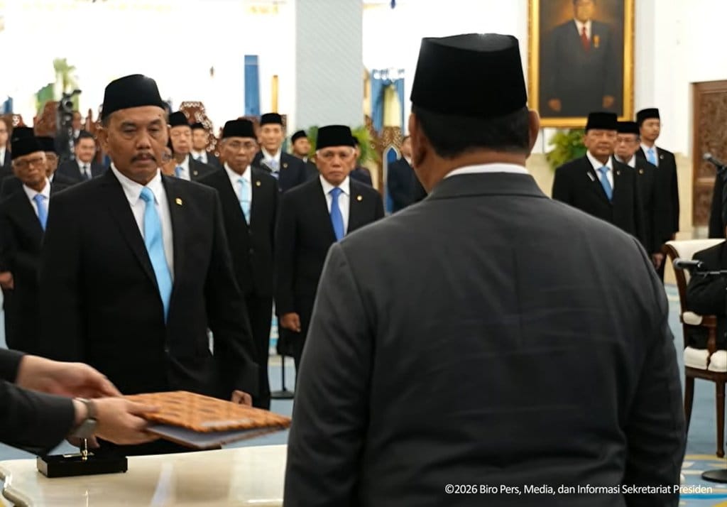 Verifikasi Klaim Pelantikan Syahganda Nainggolan sebagai Kepala Bakom