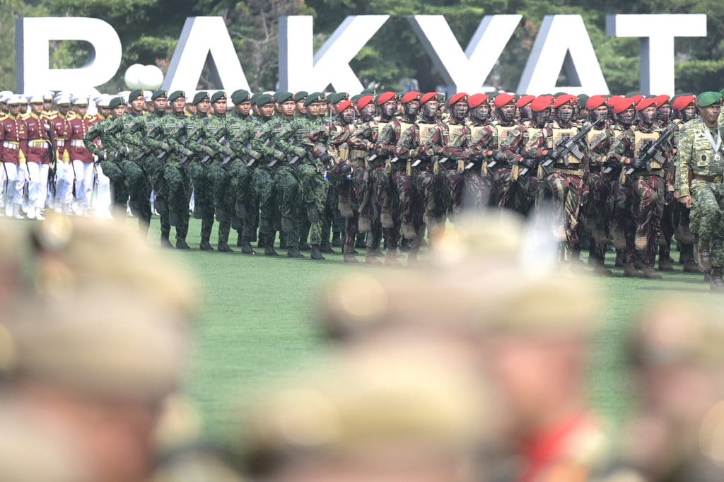 Peringatan HUT ke-81 TNI