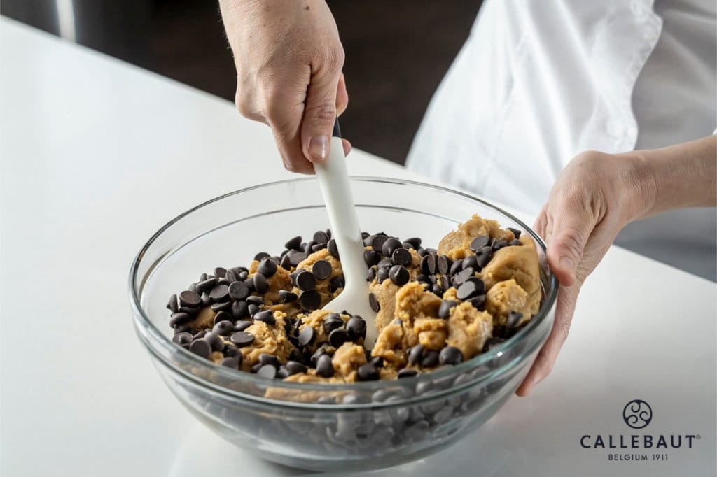 Panduan Chef Menentukan Mutu Cokelat Couverture Premium di Dapur