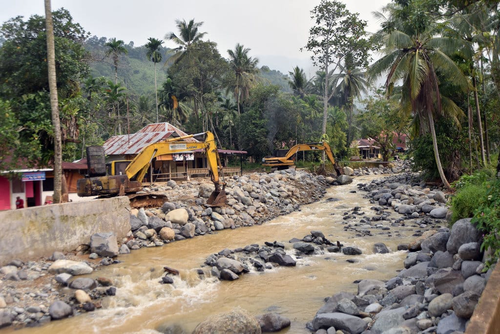 Perbaikan infrastruktur pascabencana di Padang