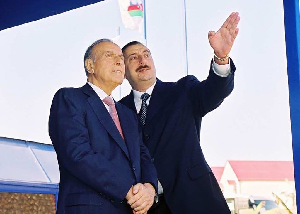  Ilham Aliyev dan Heydar Aliyev