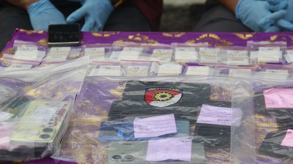 hasil sweeping dan penggeledahan di Lapas Kelas IIA Kerobokan