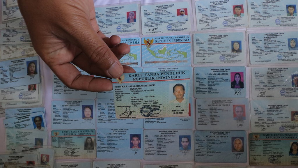 KTP yang Tercecer - TirtoKilat