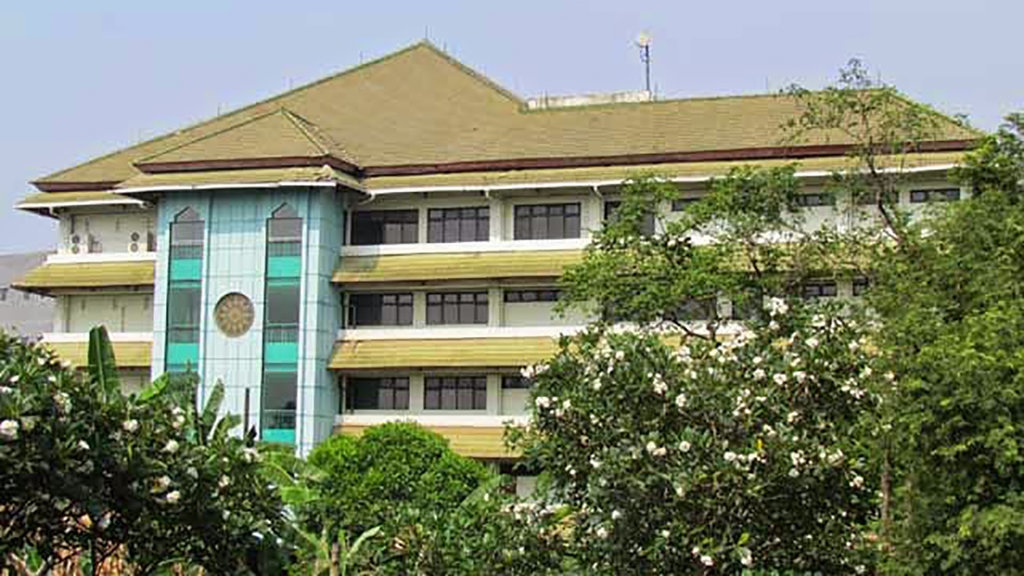 TNI Polri Sweeping Kampus - Tirto Kilat 