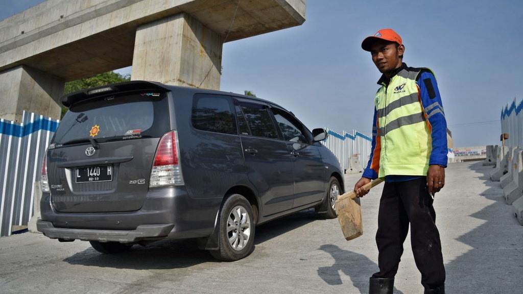 Gas Pol di Tanjakan Kali Kenteng - Tirto Kilat