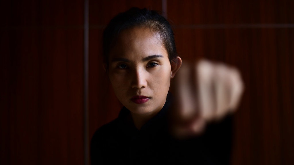 Wewey Wita: Pendekar Silat Pemburu Emas Asian Games - Tirto Video