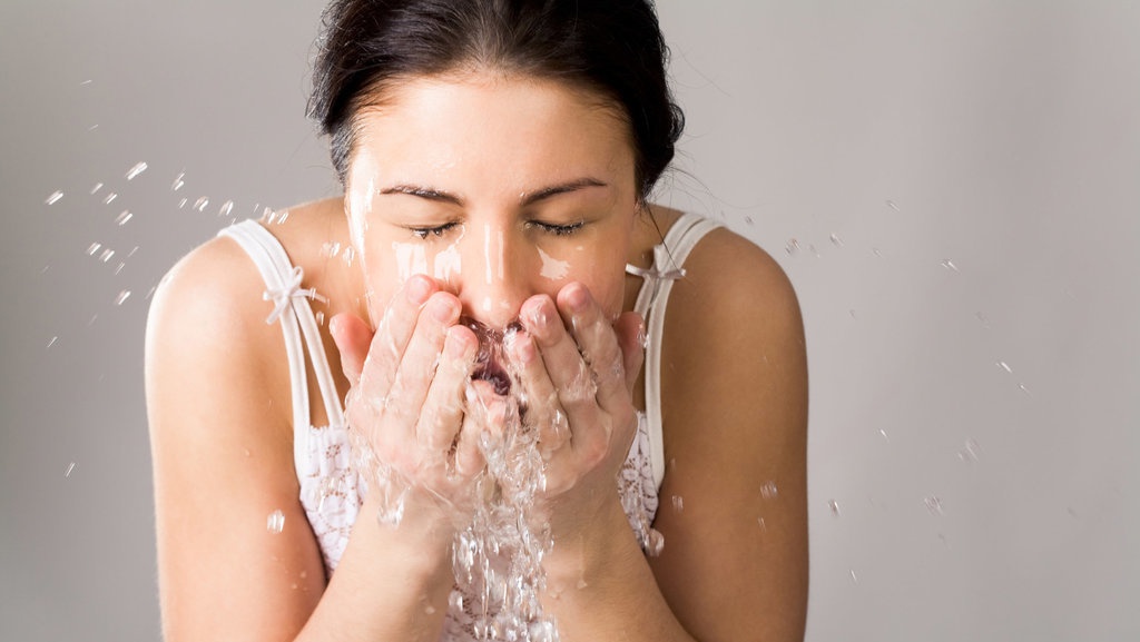 Cuci Muka Pakai Soda - Tirtografi