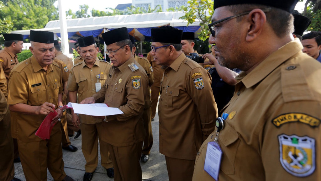 Obsesi Menjadi PNS