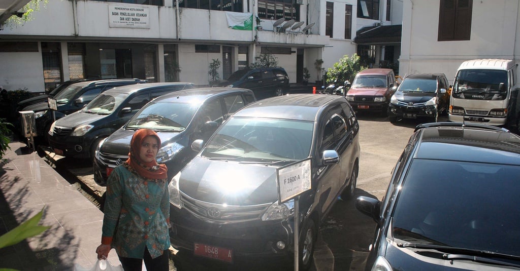 Langkah Mundur Reformasi Birokrasi Mobil Dinas PNS Kok 