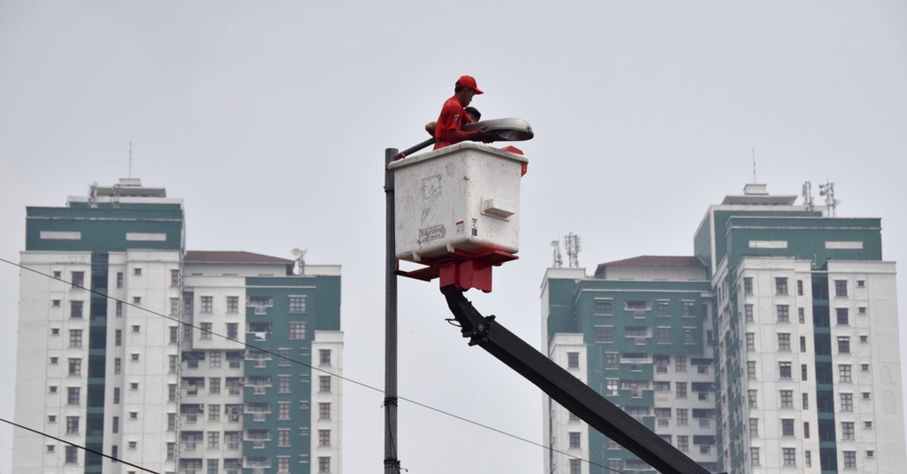  Pemasangan  Lampu  PJU Jenis LED  Tirto ID