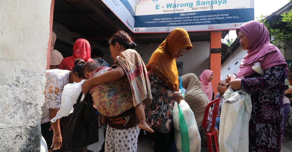 Sri Mulyani Tambah Anggaran Bantuan Beras Rp8 Triliun