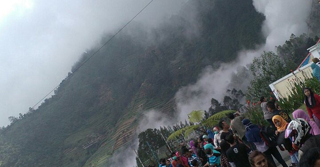 Status Gunung Dieng Masih Normal Aktif Pasca Letusan 