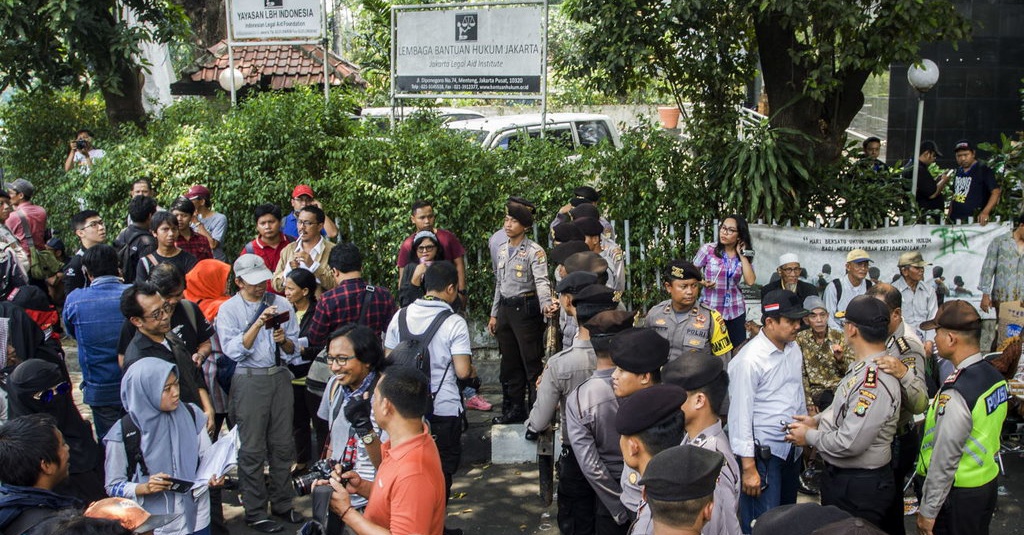 Catatan Polri Menggerebek Aktivitas Politik Di LBH Jakarta