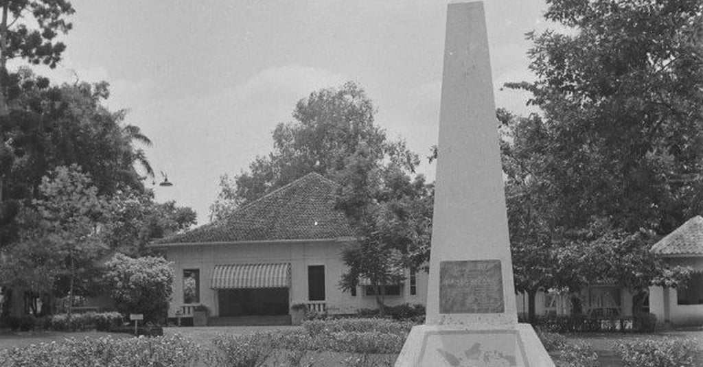 Gedung Gedung Bersejarah Yang Roboh Di Era Sukarno Soeharto Tirto Id