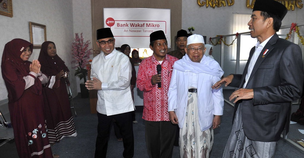 Penjelasan Jokowi Soal Potensi Bank Wakaf Dorong Usaha Kecil Tumbuh