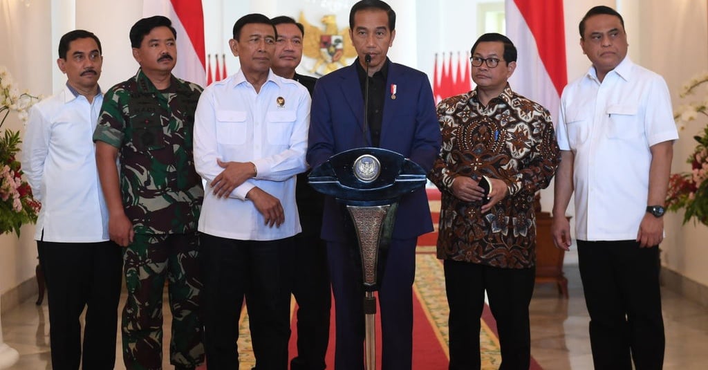 Jokowi Beri Kenaikan Pangkat Luar Biasa 5 Polisi Korban Mako Brimob